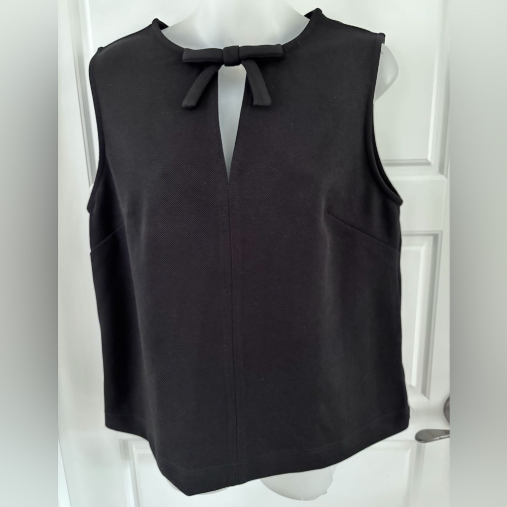 Glam Los Angeles Peep Hole Black Pullover Top Size M NWT